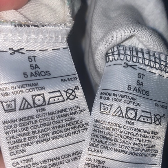 Old Navy Short Sleeve Pajama Bundle Size 5T - Picture 4 of 6